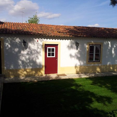 Casa Da Tia Guida Bed & Breakfast Golegã Oda fotoğraf