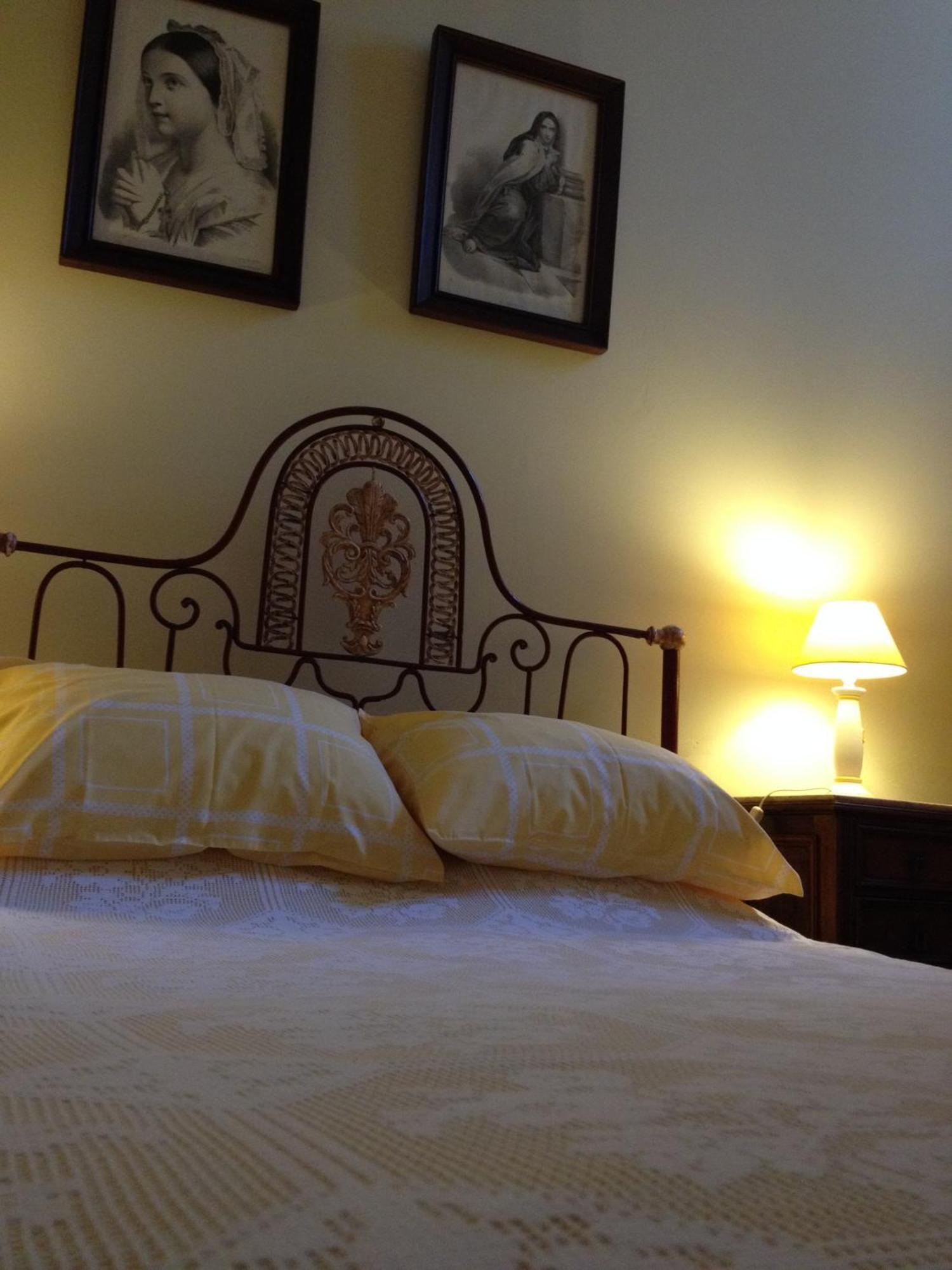Casa Da Tia Guida Bed & Breakfast Golegã Oda fotoğraf